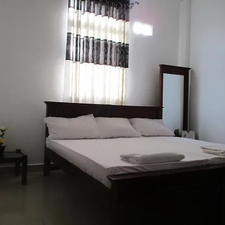 City Hotel-3